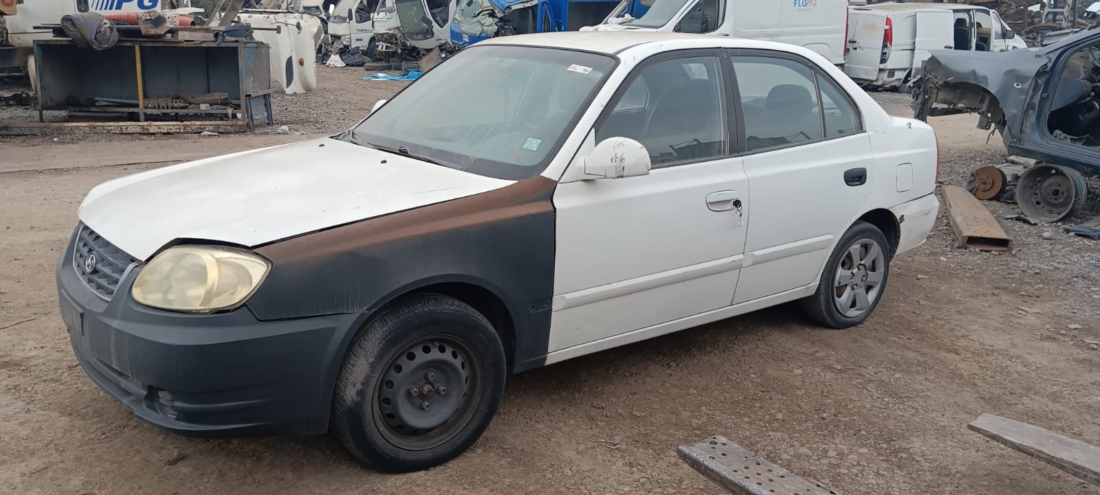  Hyundai ACCENT 2000    EN DESARME